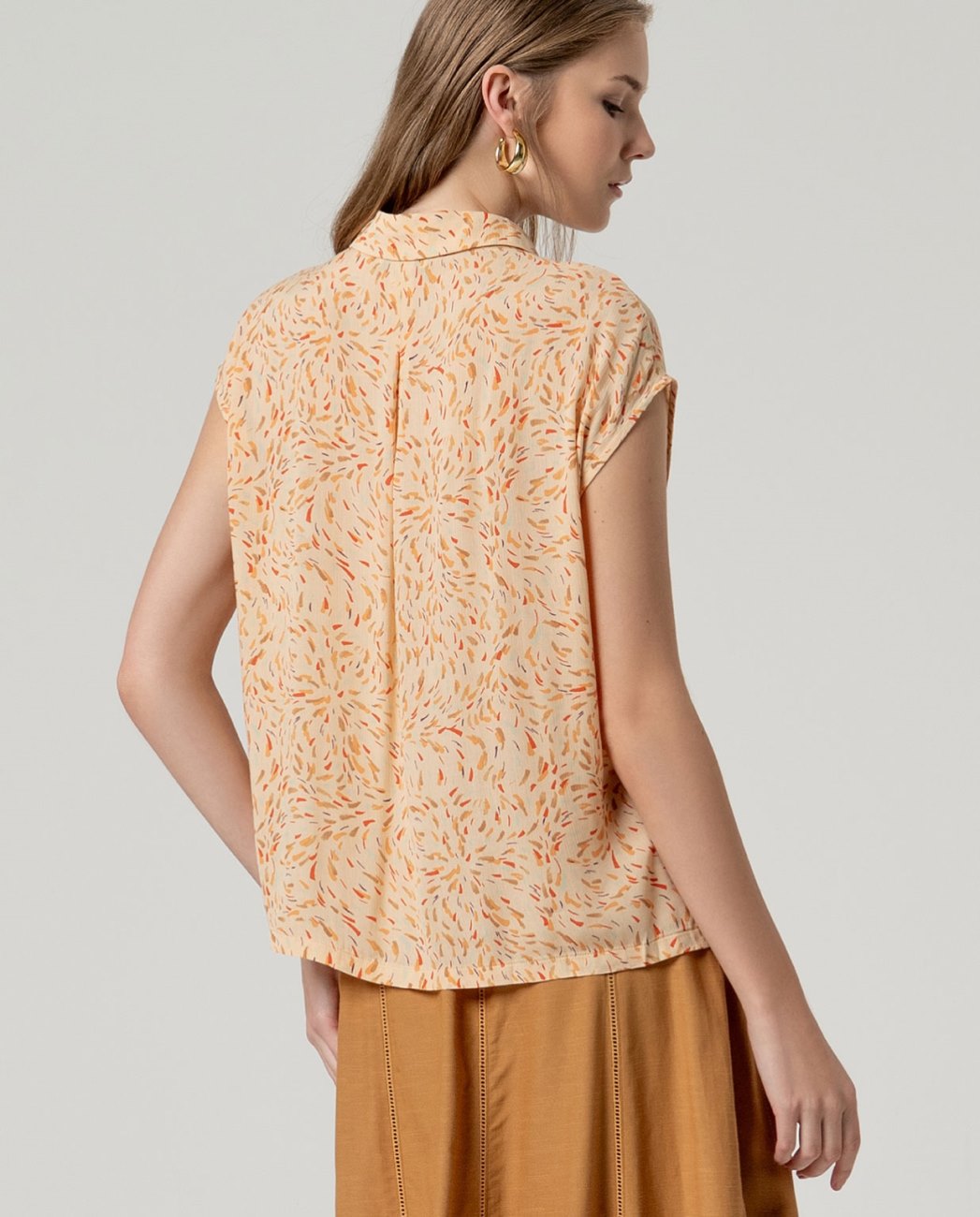 Camisa sin mangas