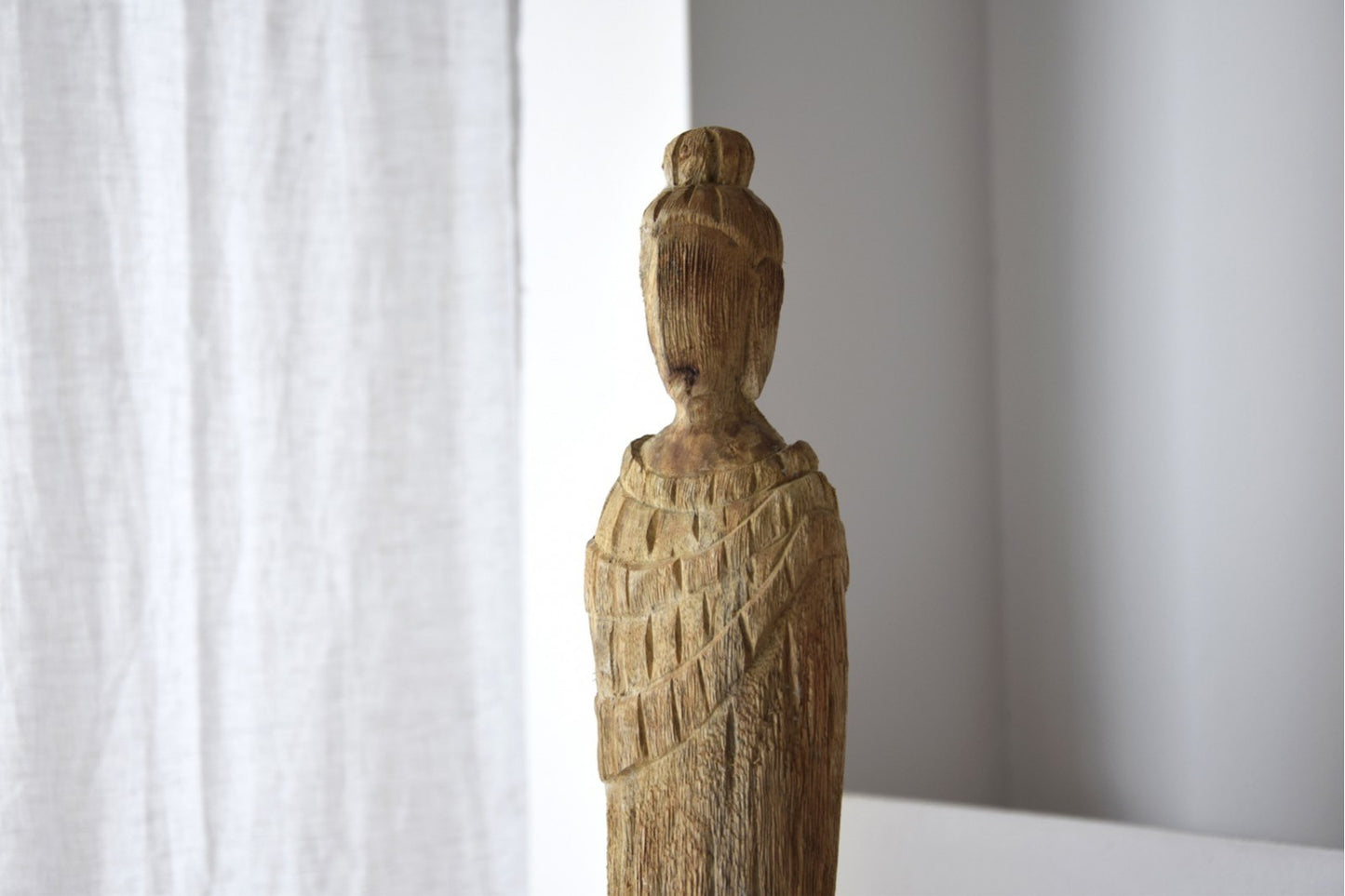 Escultura madera 75 * 11 cms