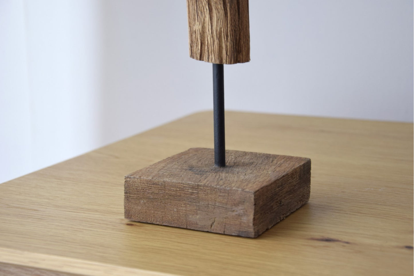 Escultura madera 75 * 11 cms