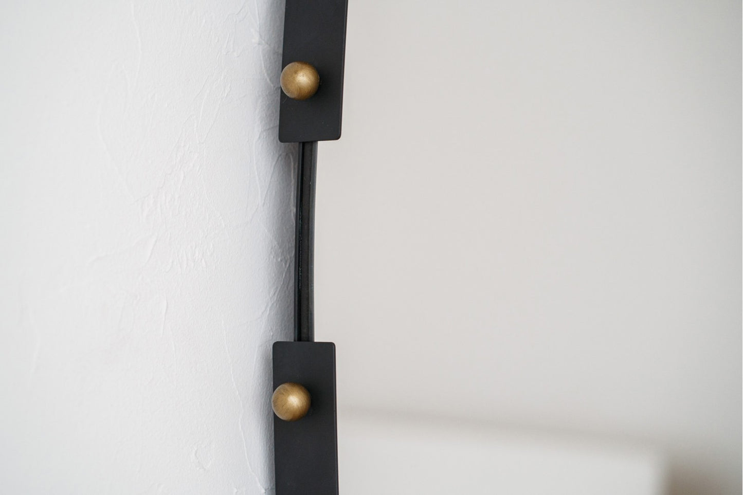 Espejo metal 64*94 cms.