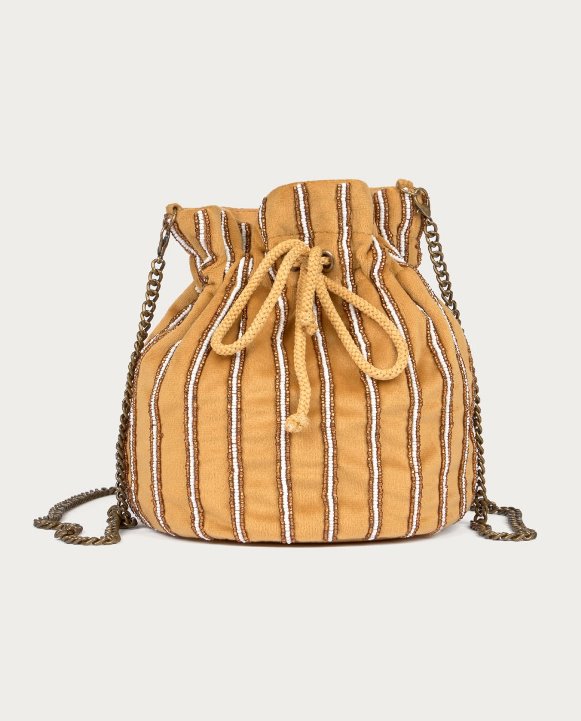 Bolso cubo bordado